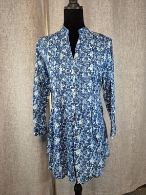 Rock Flower Paper Blue White Printed Tunic Top Size Medium Coastal Resort